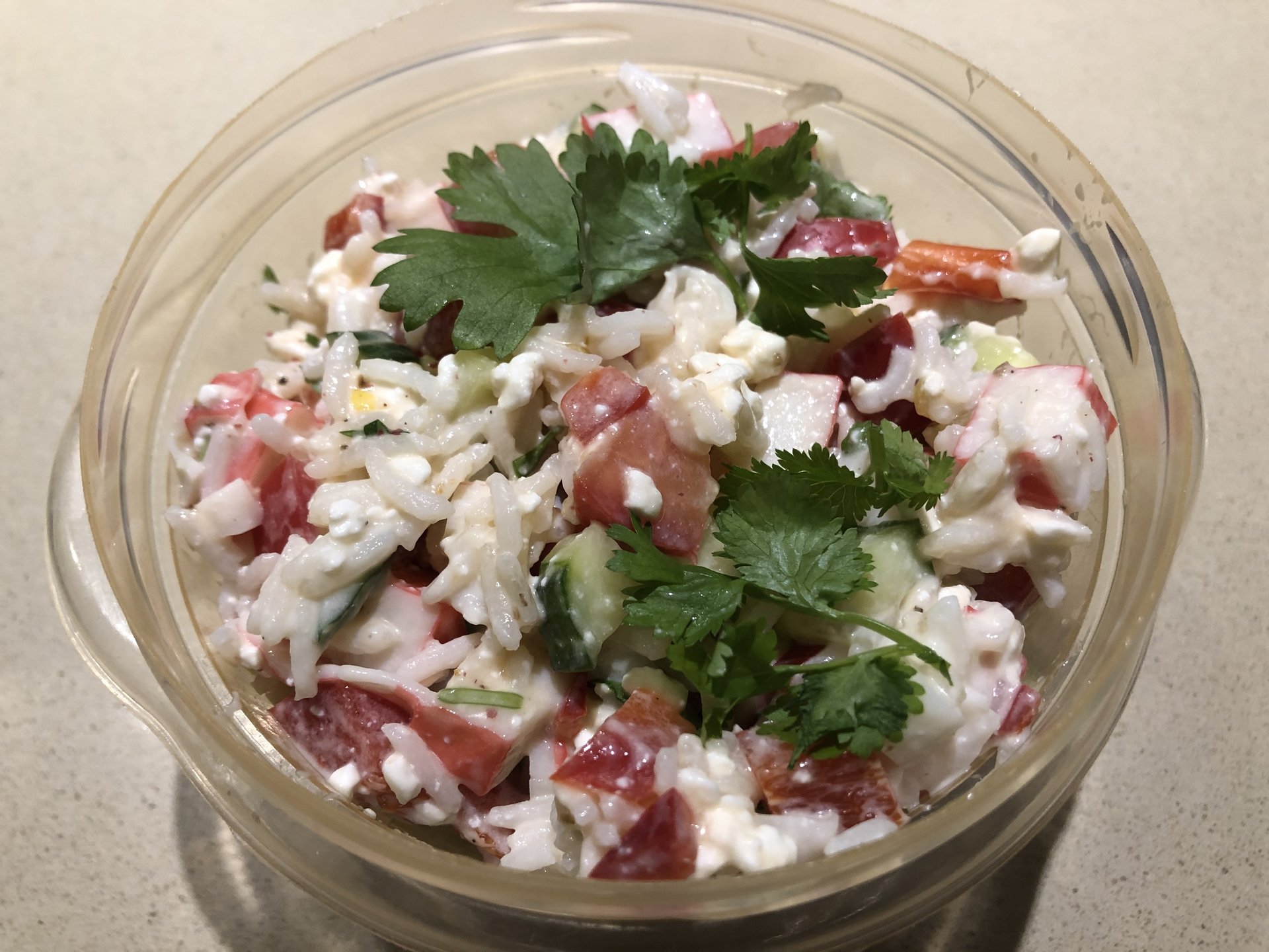 Makra riisisalat kodujuustuga (Ingrid)